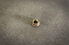 Beveiligde Moer Los - Bruin