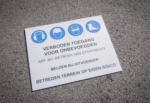 Bord | Melden bij uitvoerder Bord | Melden bij uitvoerder
