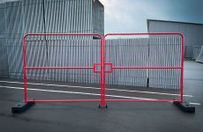 Bouwhek dubbele deur anti-climb rood