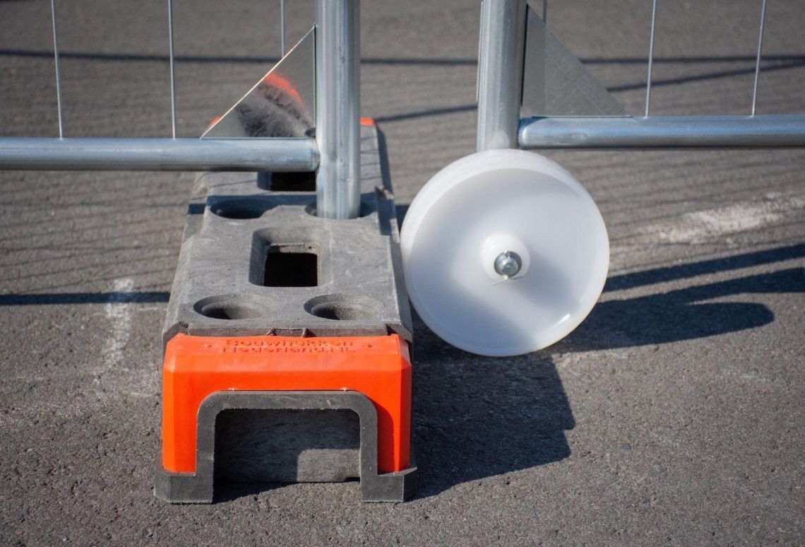 Bouwhek Schuifpoort | Wiel tegen bouwhekvoet