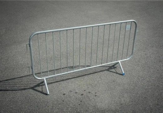 Dranghek | 16 spijlen | Verkrijgbaar incl. beschermdoppen | Tijdelijke afzetting - Houd afstand