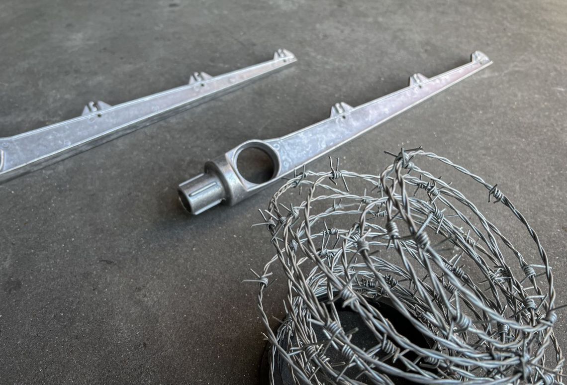 Puntdraad houder - extensie voor prikkeldraad